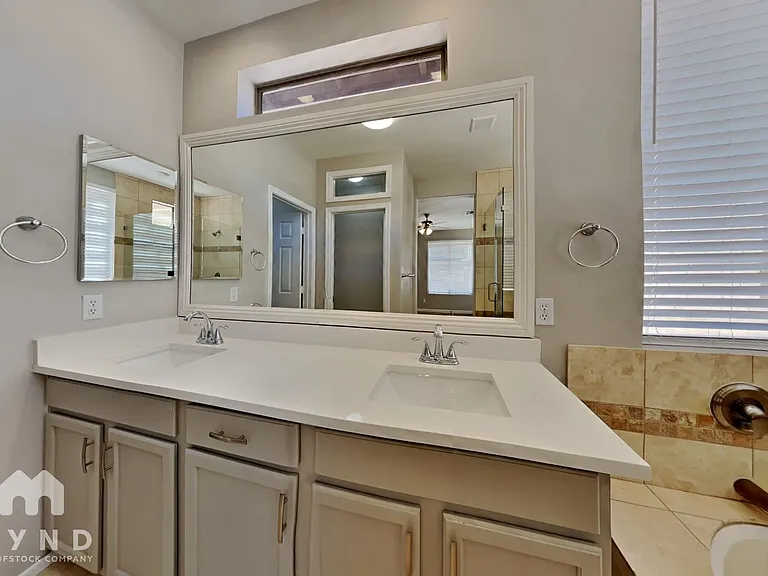 41201 N Yorktown Trl — Photo 14