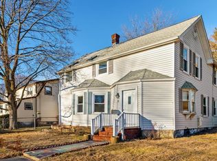 34 Hooper Rd, Dedham, MA 02026