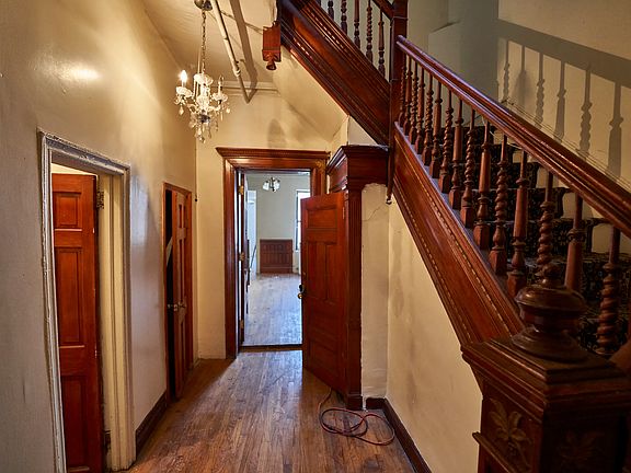 4th image of 536 W 149th St #1