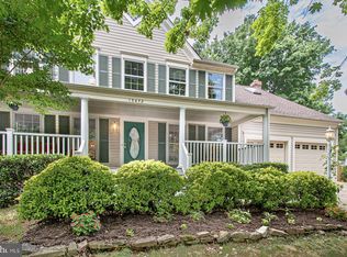 13472 Point Pleasant Dr, Chantilly, VA 20151