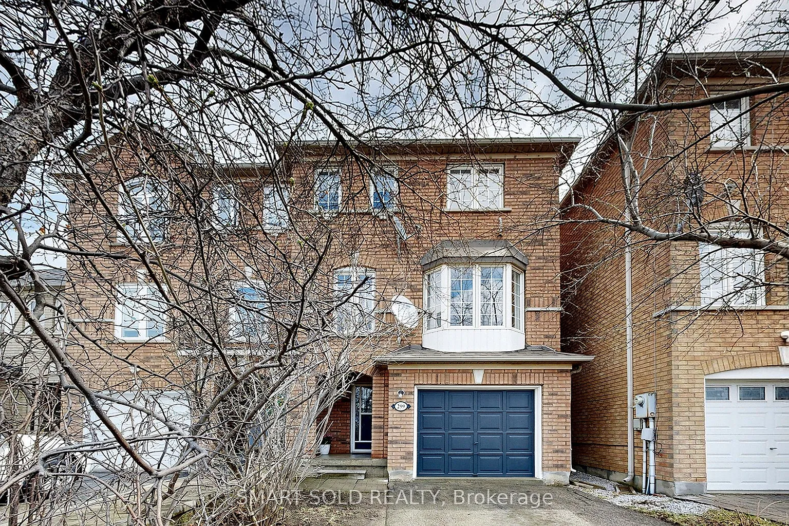 299 Yellowood Cir photo 1