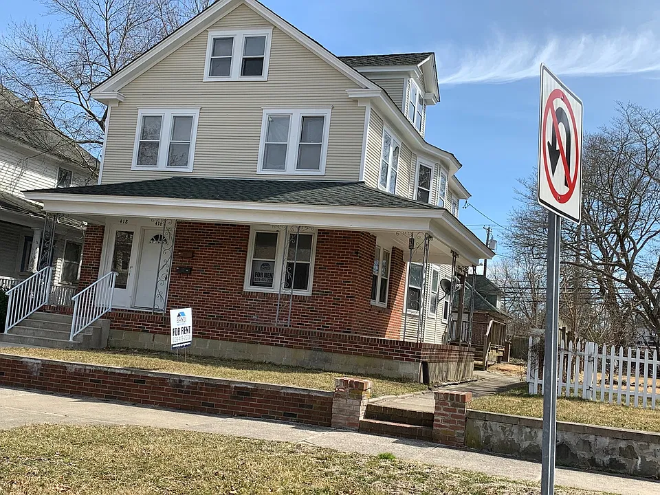 416-418 Philadelphia Ave