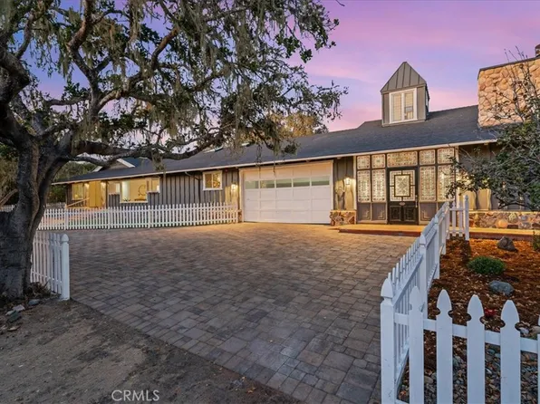 5509 Oakhurst Dr, Cambria, CA 93428