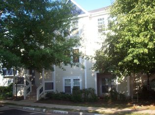 12910 Grays Pointe Rd, Fairfax, VA 22033