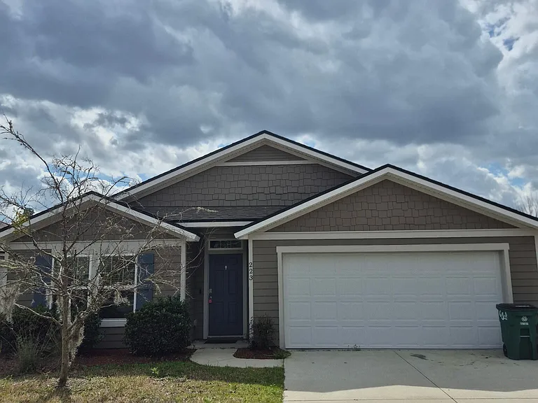 223 Brooklet Cir — Photo 4