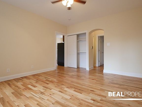 2nd image of 3939 N Janssen Ave #N1