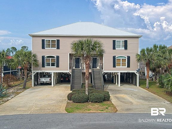 3rd image of 26605 Carondelette Dr Unit B
