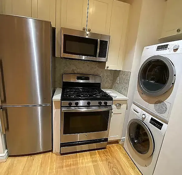 101 Ocean Pkwy #3G — Photo 4