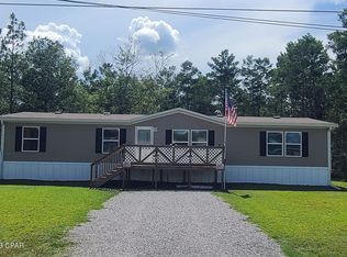 518 Woodlands Blvd, Defuniak Springs, FL 32433