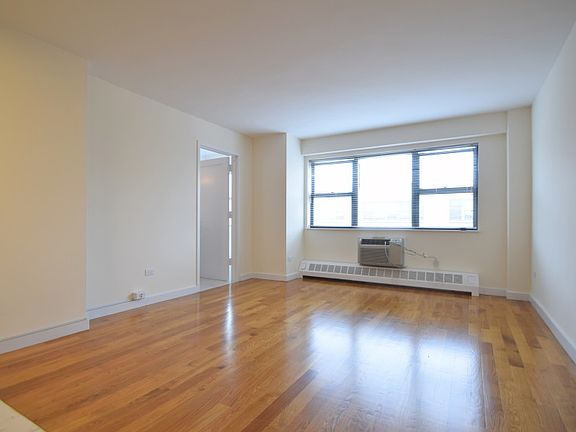 The Grand - Studio - GRC - K Line