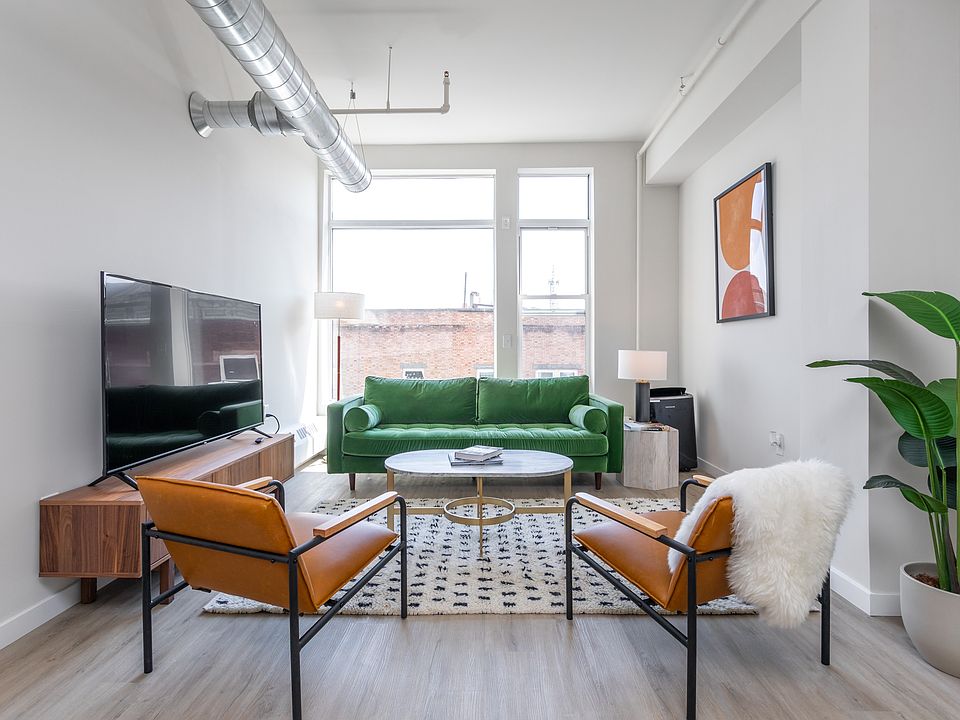 Elevate your lifestyle at Luckey Platt, where modern elegance meets comfort. Enjoy spacious living areas filled with natural light, stylish furnishings, and top-notch amenities. Schedule your tour today and see your new home come to life!