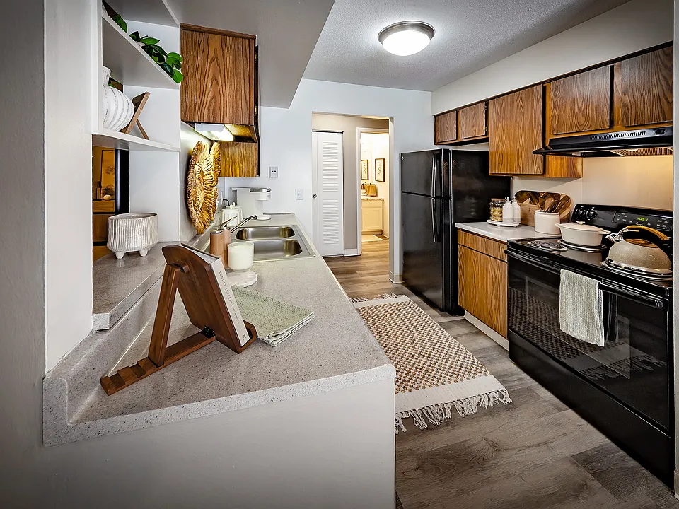 Pebble Point Apartments