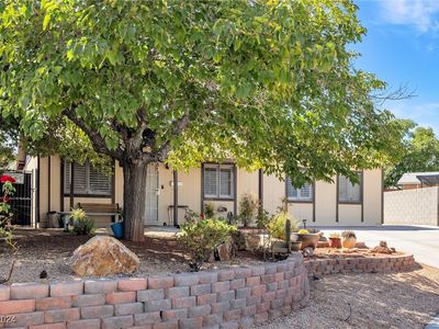 7113 Bramble Ct, Las Vegas, NV, 89145