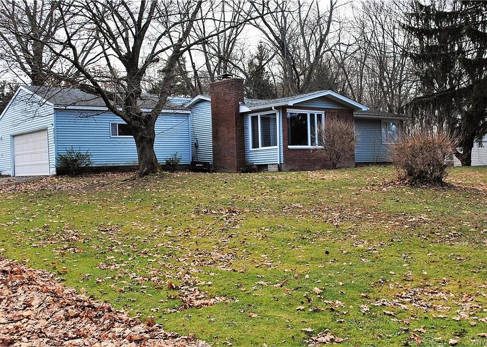 1st image of 2753 Lourdes Dr