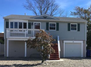 15 Pine Tree Rd, Toms River, NJ 08753