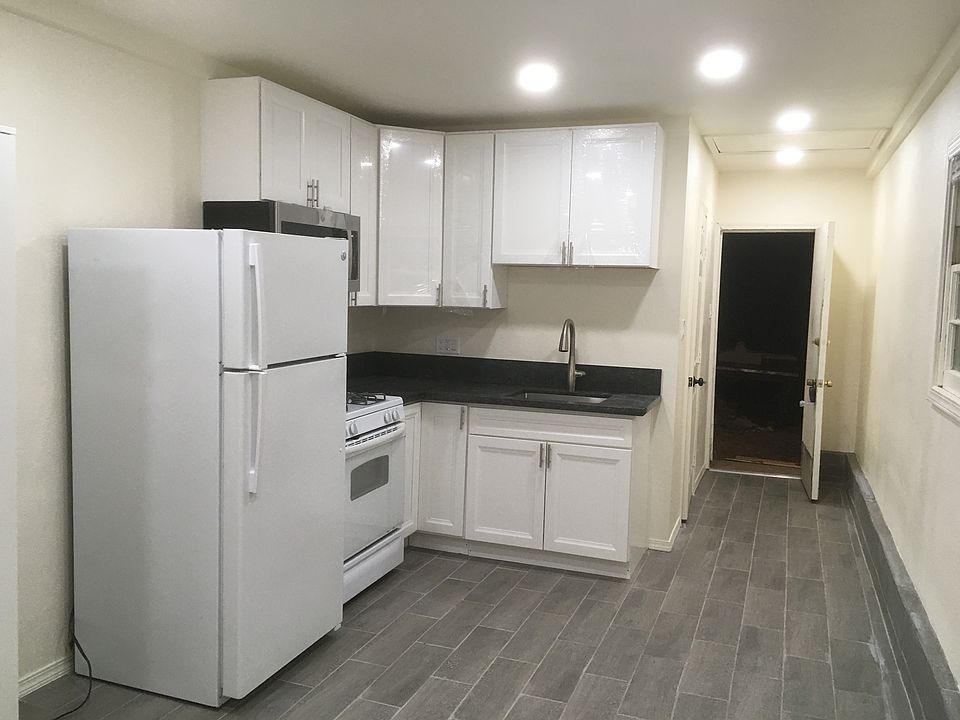 1st image of 846 14th St #B