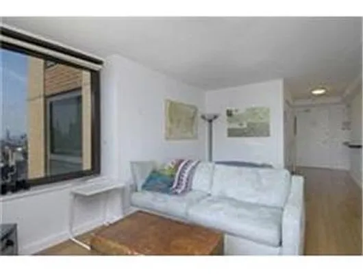 Rented by Douglas Elliman | media 19