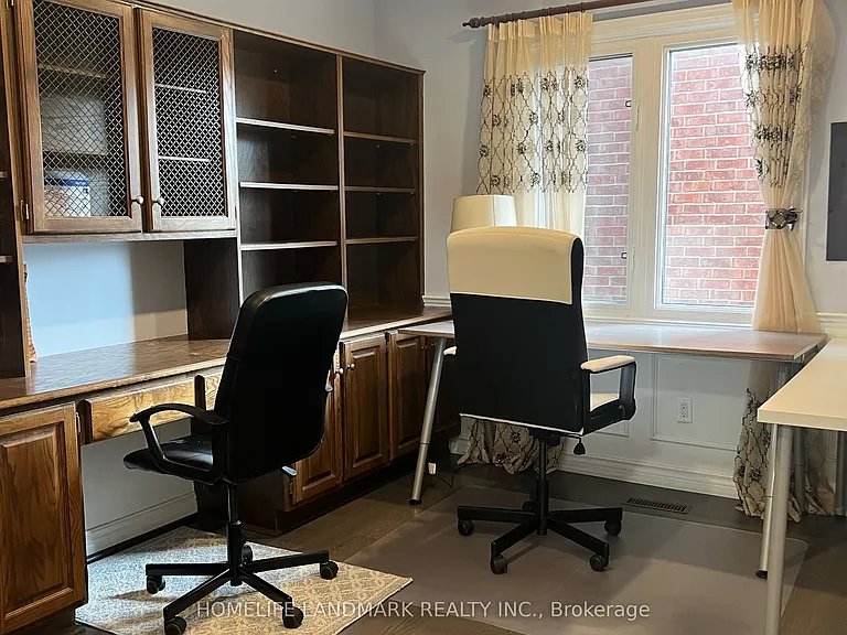 17 Cygnus Dr — Photo 9