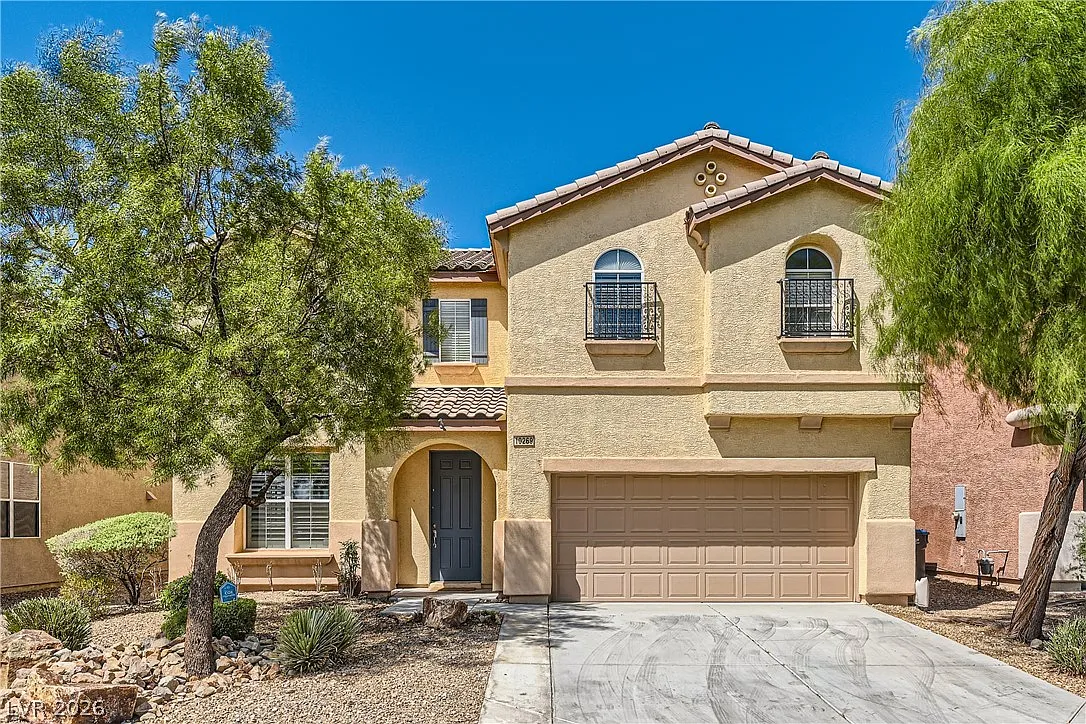 3 bed, 2.5 bath, 2493 sqft, $2,655 — Photo 1