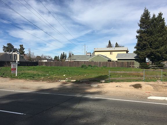 2nd image of 2291 Hurley Way