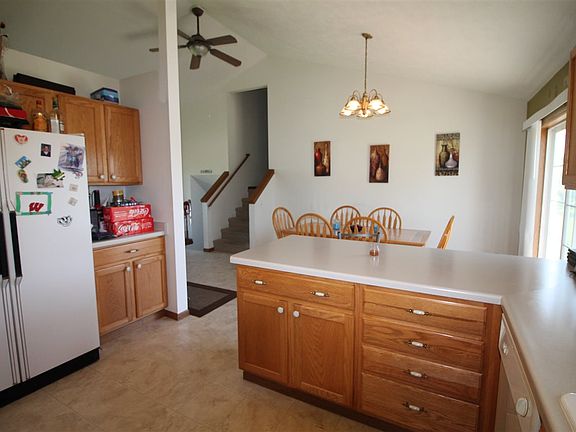 5th image of 635 E Countryside Dr
