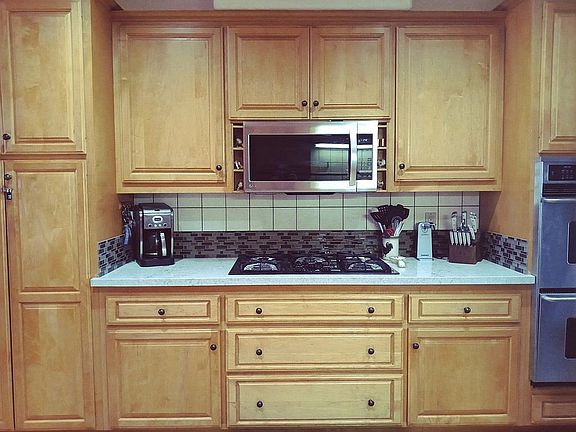 Kitchen-LP 5 Burner Gas top