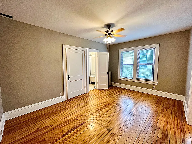 Stevens Square Apartments — Photo 81