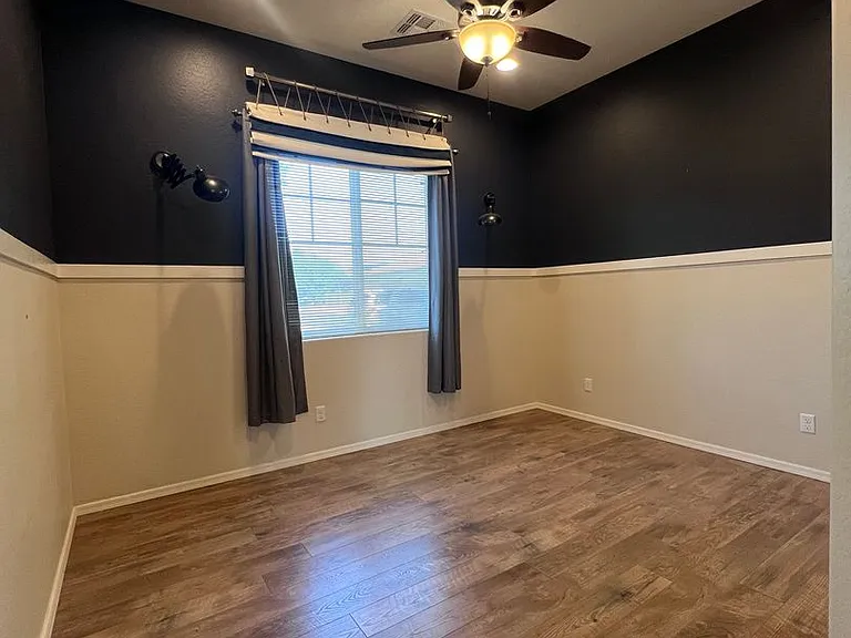 725 N Villa St — Photo 10