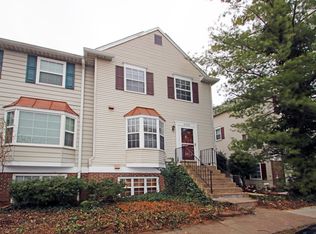 4163 Pleasant Meadow Ct #97A, Chantilly, VA 20151
