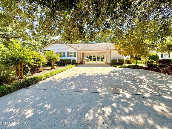 3rd image of 2320 Dogwood Lane