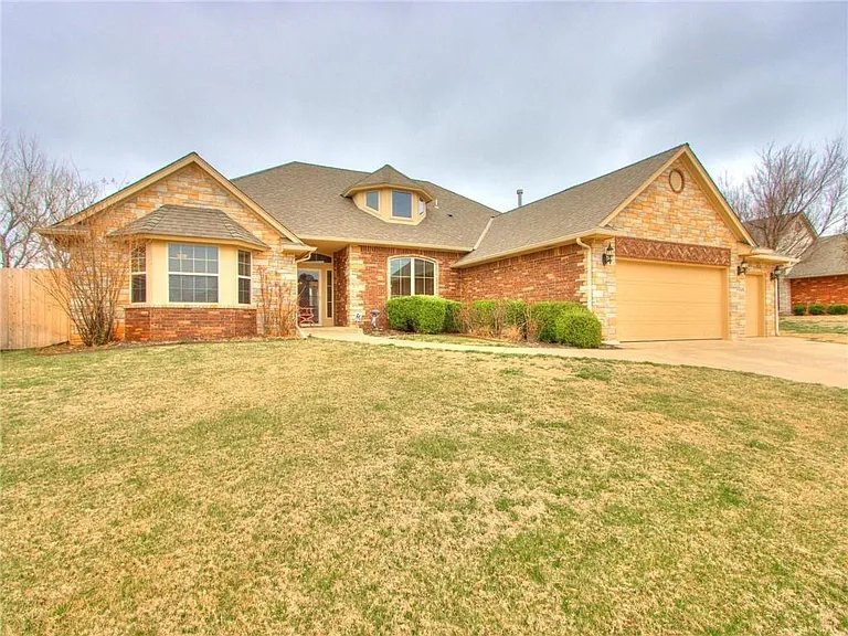 4908 Arbuckle Dr — Photo 1