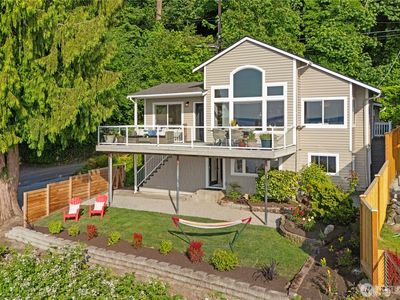 2102 Halleck Avenue SW, Seattle, WA, 98116