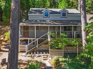 23945 Park Ln, Crestline, CA 92325