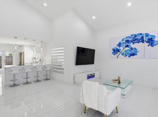 18930 NW 63rd Ct Court, Hialeah, FL 33015