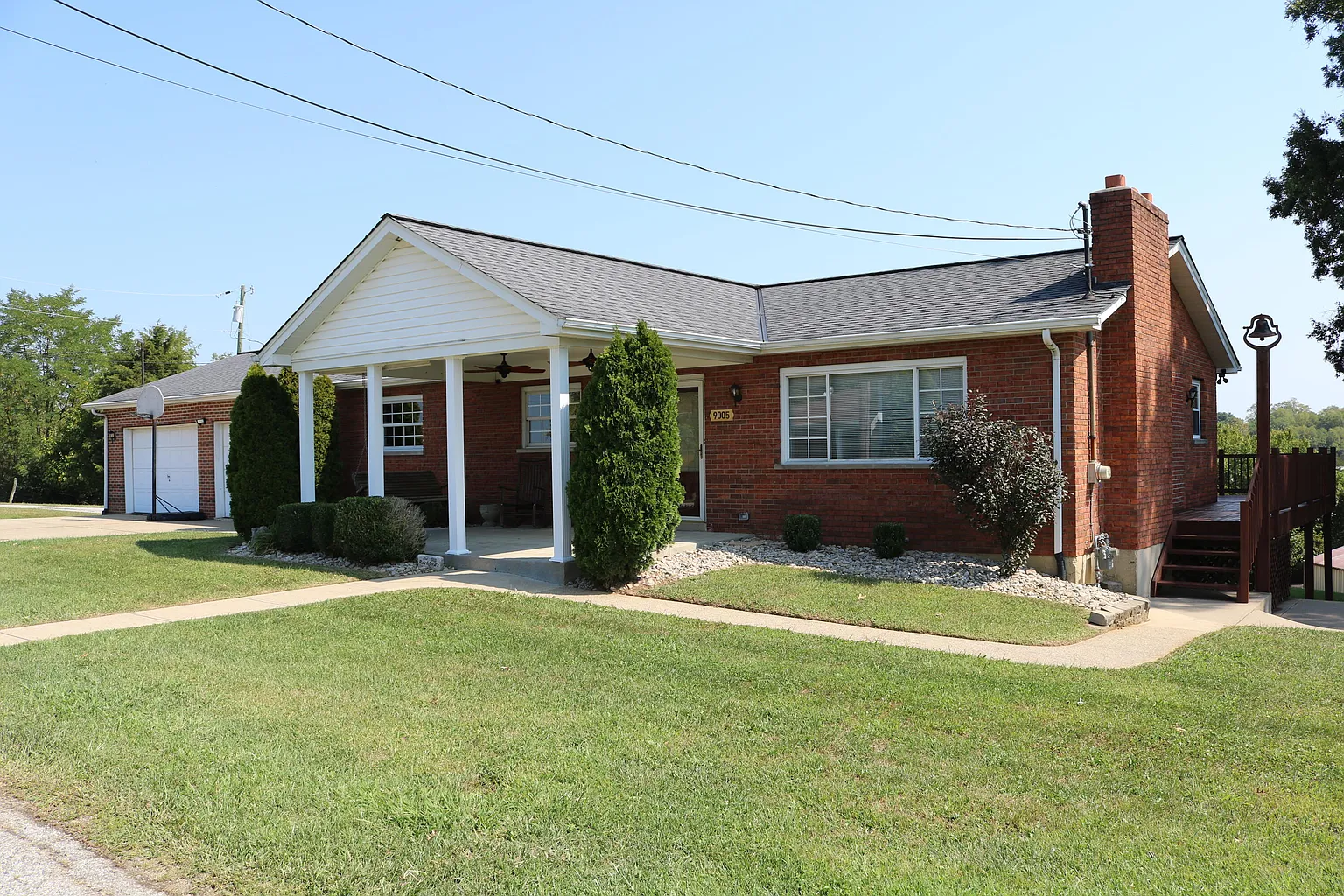 9005 Oak Ln photo 1