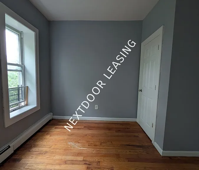 554 Avenue C #4DM — Photo 4