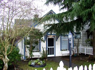 2313 Rockefeller Ave, Everett, WA 98201