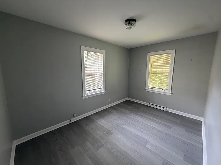335 Park Ave — Photo 7