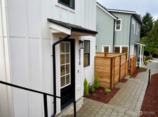 6516 C 40th Ave SW, Seattle, WA 98136