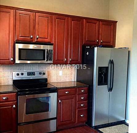 4th image of 5713 S 193rd St
