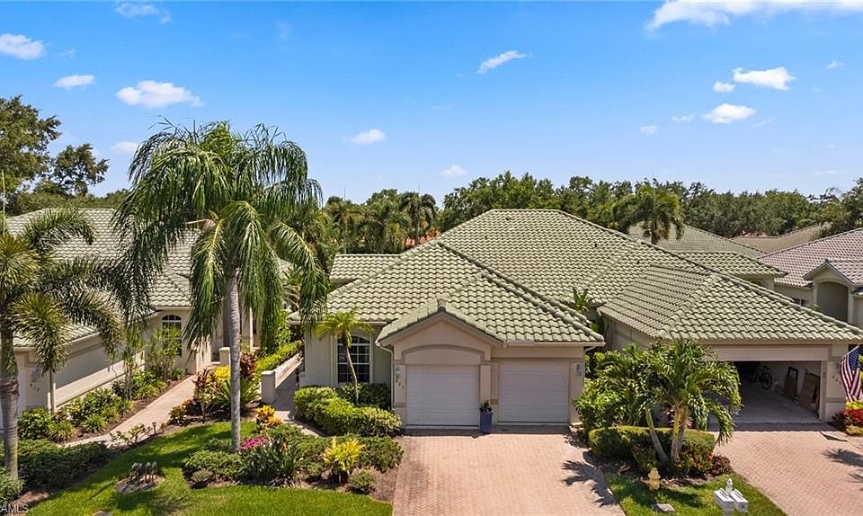1st image of 821 Vistana Cir #24