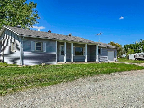 5950 Grant Rd, Effingham, KS 66023