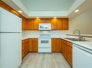 4719 71st St, Urbandale, IA 50322