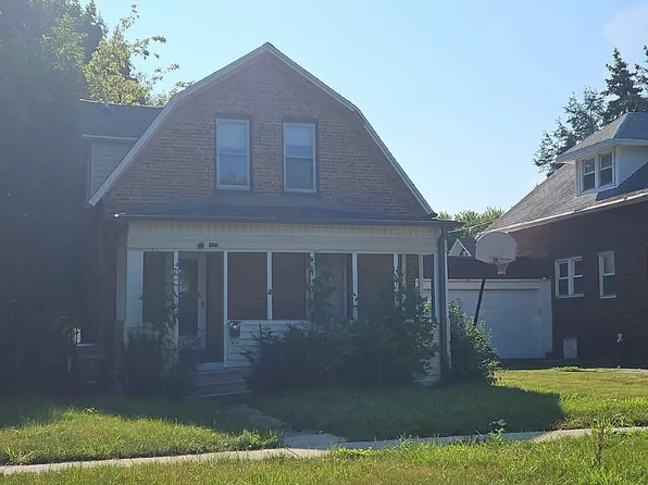 725 N 8th St, Rochelle, IL 61068