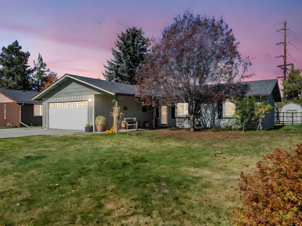 422 SW Blakely Ct, Bend, OR 97702