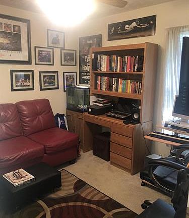 3rd image of 106 Jonathan Cir