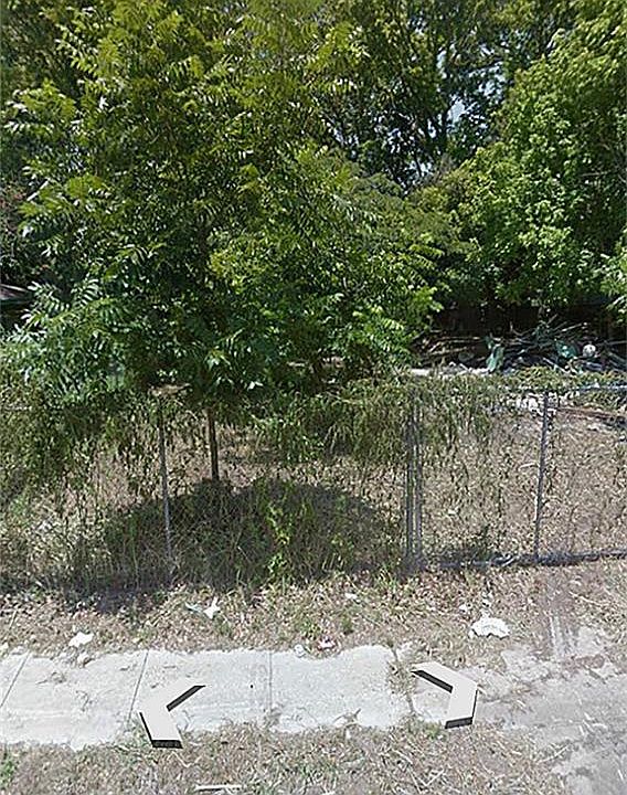 1st image of 8711 N Wayside Dr