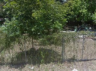 8711 N Wayside Dr, Houston, TX 77028