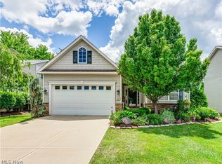 854 Heron Lakes Cir, Cuyahoga Falls, OH 44223