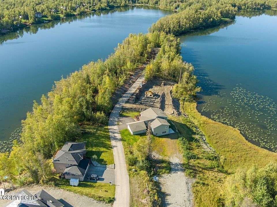 2nd image of 1385 E Brent Pointe Dr